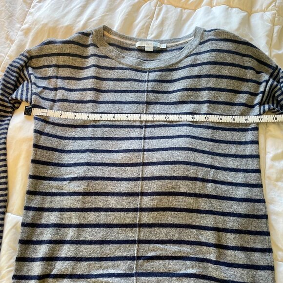 Boden Wool Blend Gray Stripped Sweater, size 2 - Picture 7 of 8